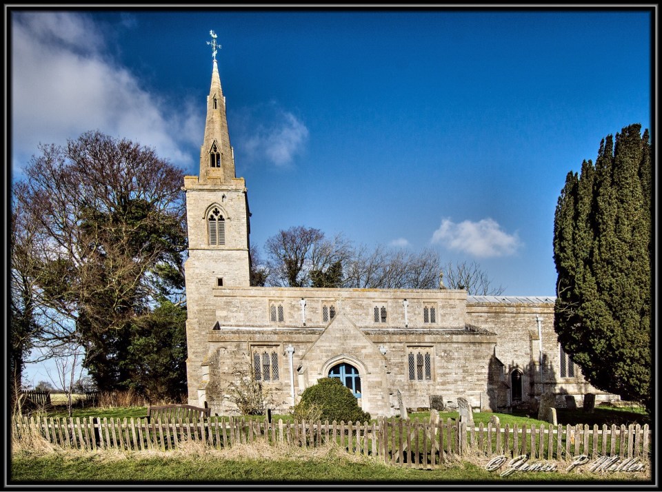 St Andrews Church, Steeple GIdding